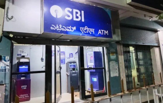 Masked robbers tie up SBI staff in Karnataka bank